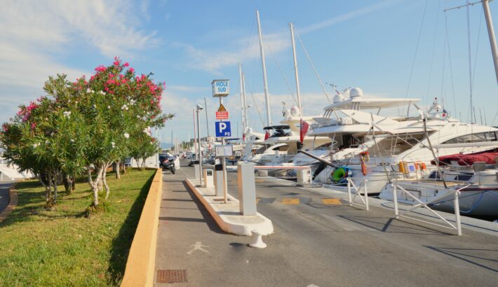 How to find a rental berth or to buy a berth for your yacht in the South of France in 2023.